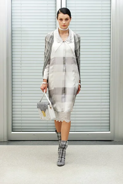 Look 2